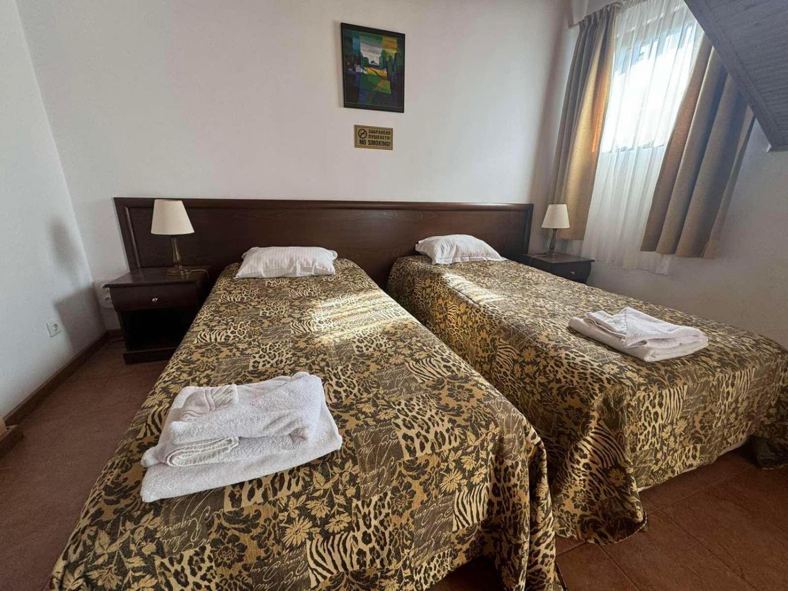 Moura Mountain & Villas Spa Hotel Borowez Exterior foto